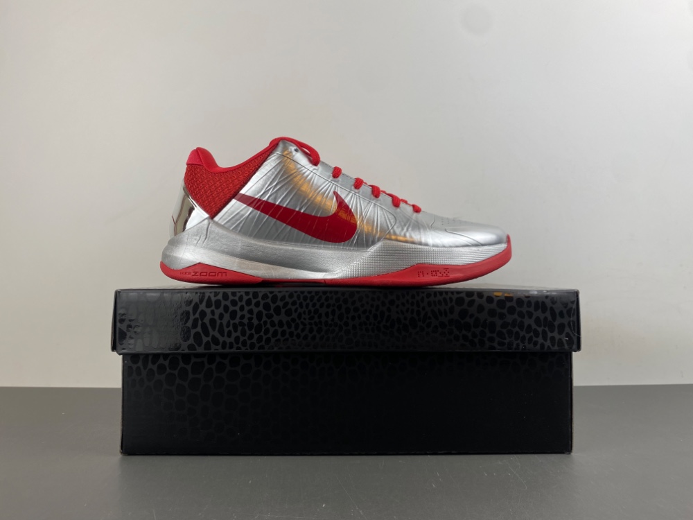 Caitlin Clark Zoom Kobe 5 Protro Rookie Of The Year Iv2712 001 15 - www.kickbulk.co