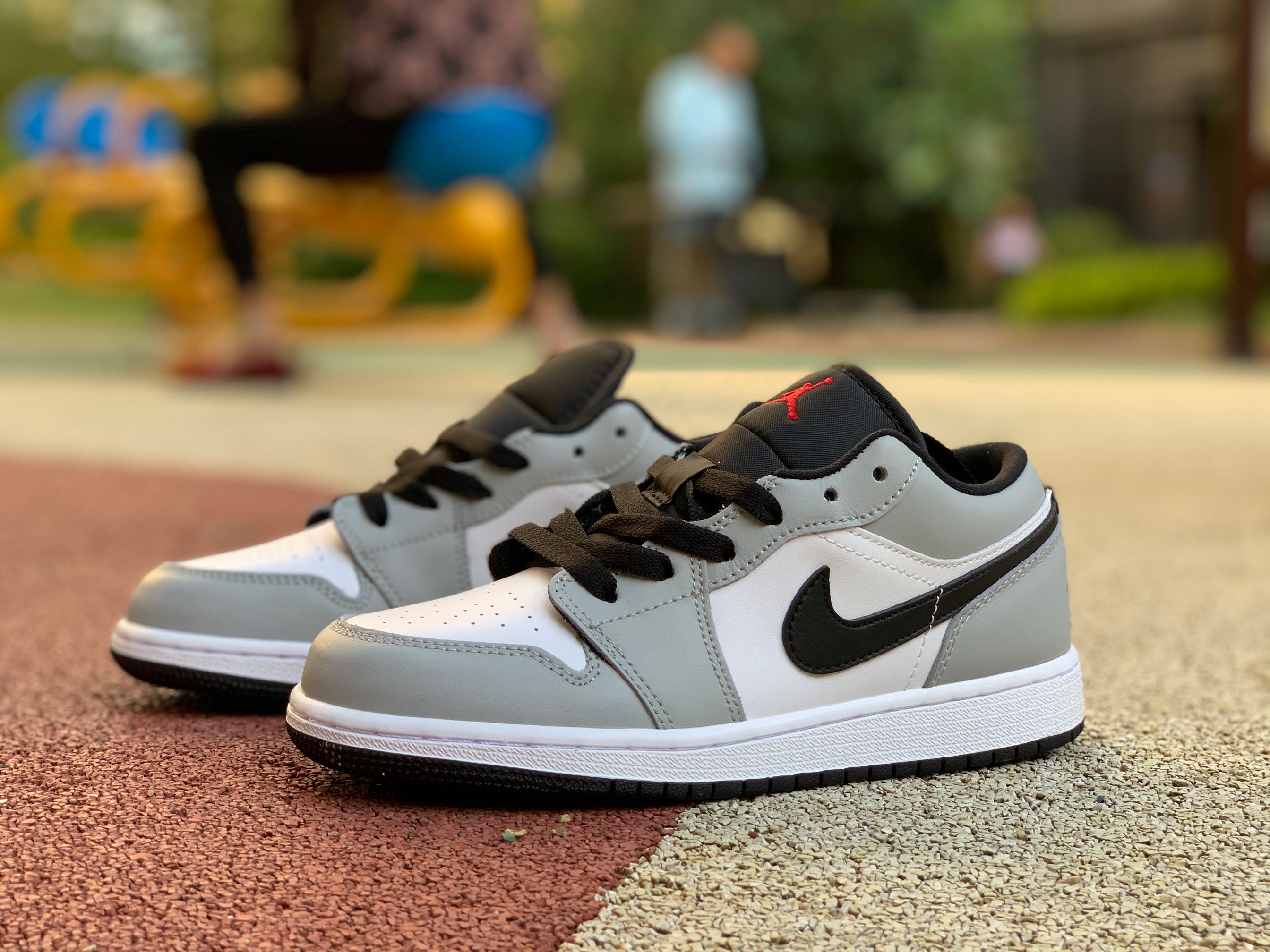 Nike Air Jordan 1 Low Gs Light Smoke Grey 553560 030 8 - www.kickbulk.co