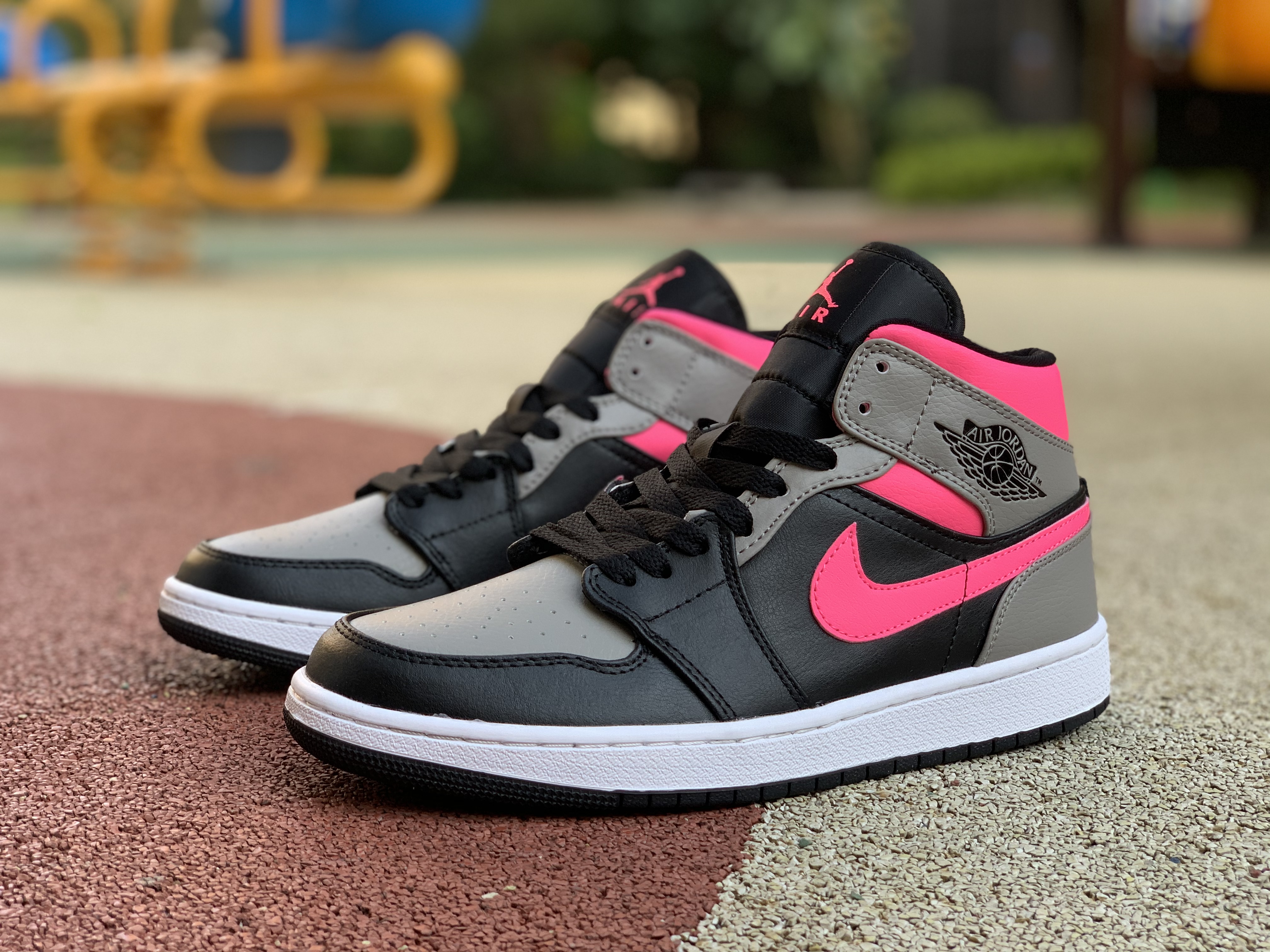 Nike Air Jordan 1 Mid Pink Shadow 554724 059 9 - www.kickbulk.co