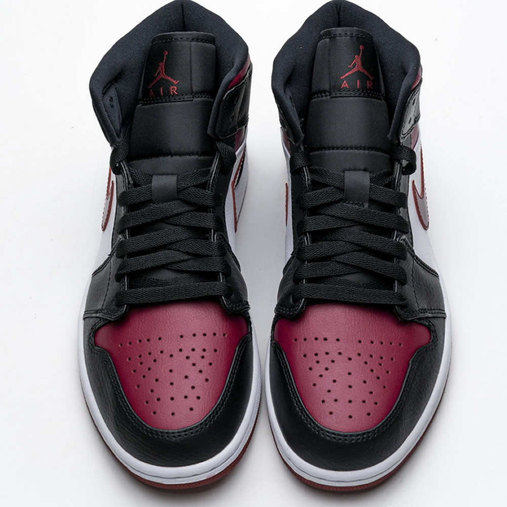 Nike Air Jordan 1 Mid Bred Toe 554724 066 5 - www.kickbulk.co