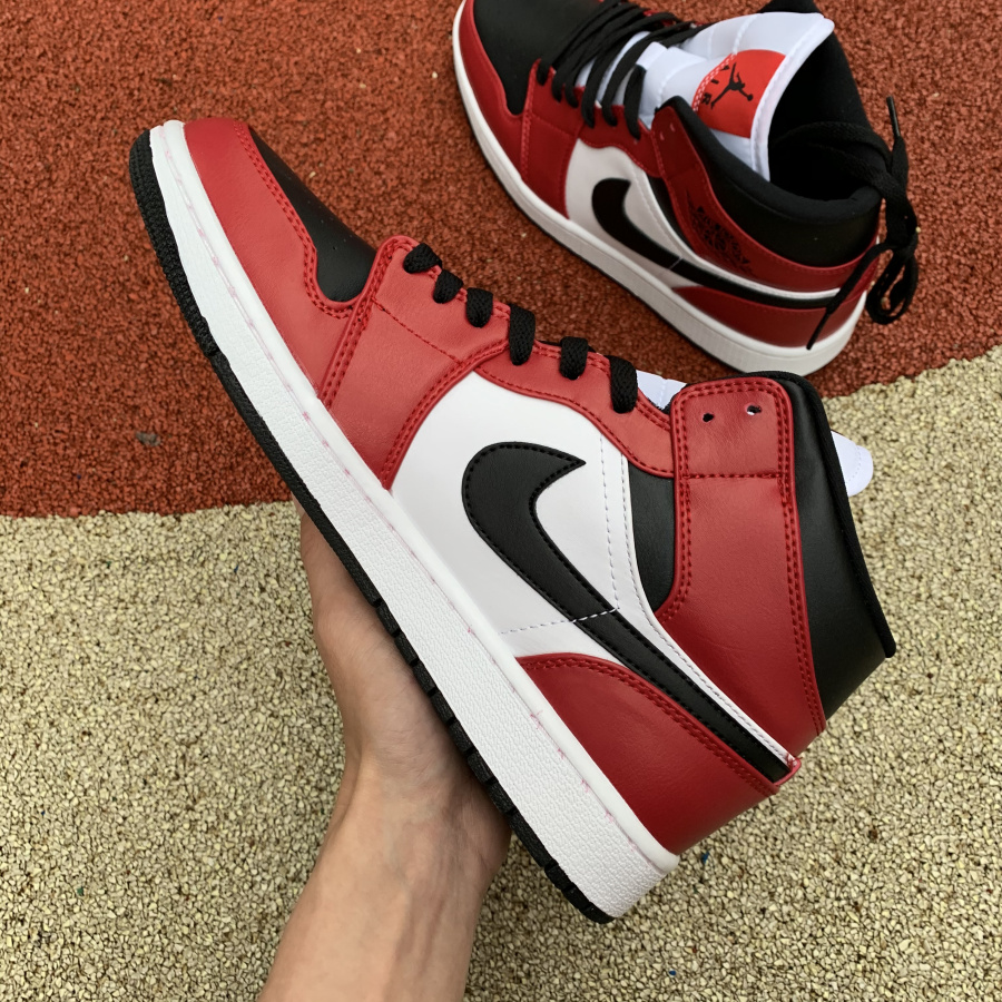 Nike Air Jordan 1 Mid Chicago Black Toe 554724 069 10 - www.kickbulk.co