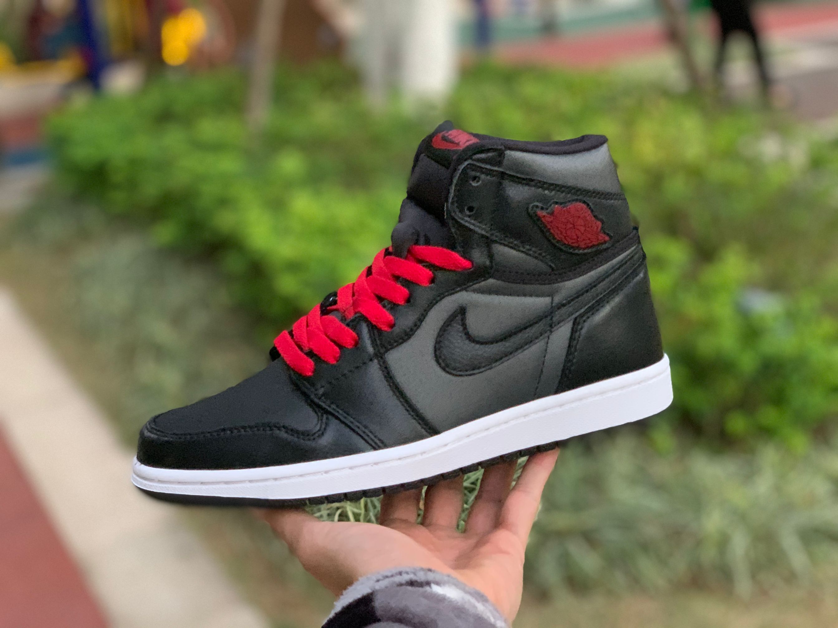 Nike Air Jordan 1 Retro High Og Black Gym Red 555088 060 13 - www.kickbulk.co