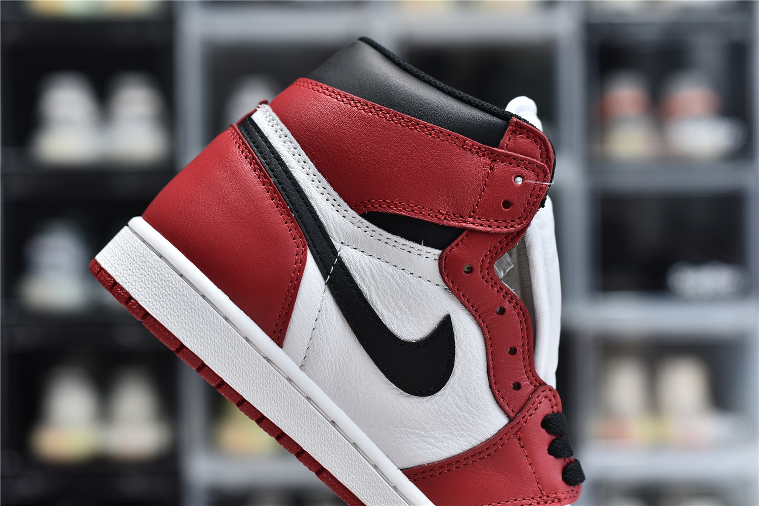 Jordan Air 1 Retro High Og Chicago 555088 10 Kickbulk Co 4 - www.kickbulk.co