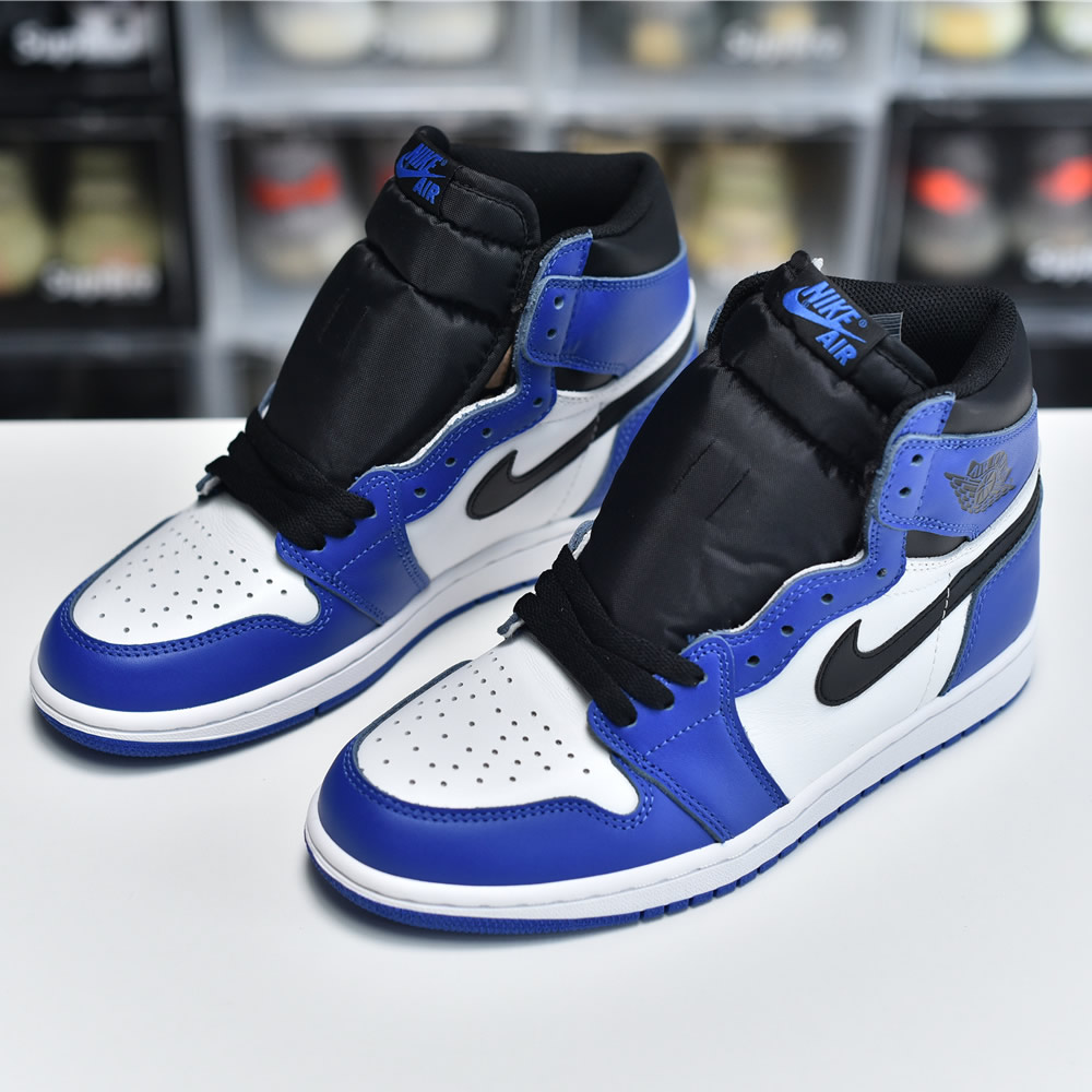 Air Jordan 1 Retro High Og 555088 403 2 - www.kickbulk.co