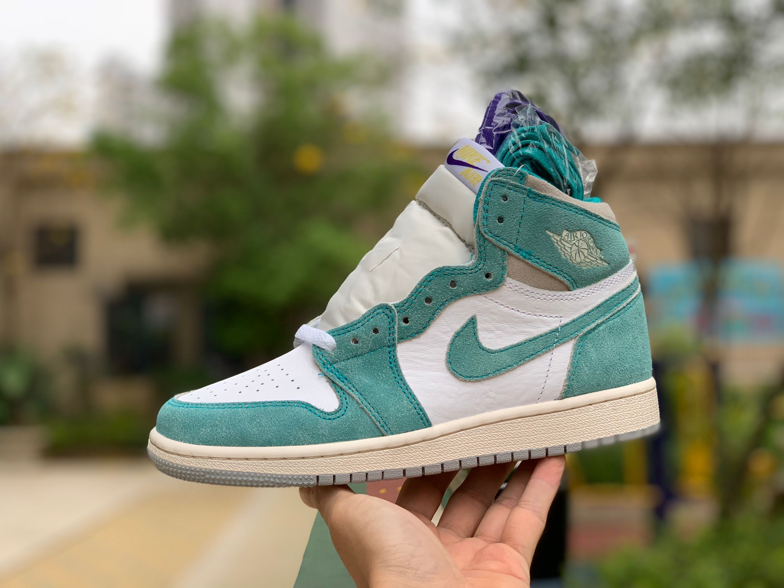 Nike Air Jordan 1 Retro High Og Gs Turbo Green 575441 311 14 - www.kickbulk.co