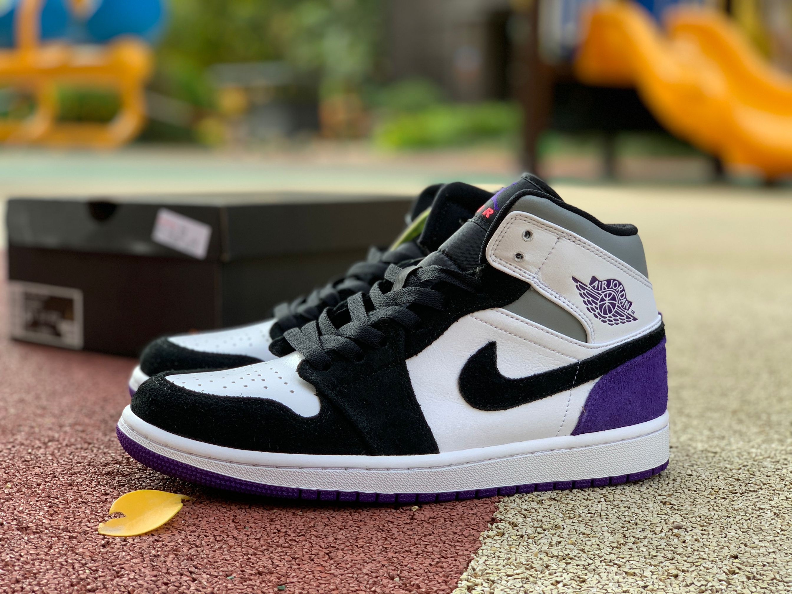 Nike Air Jordan 1 Mid Se Varsity Purple 852542 105 8 - www.kickbulk.co