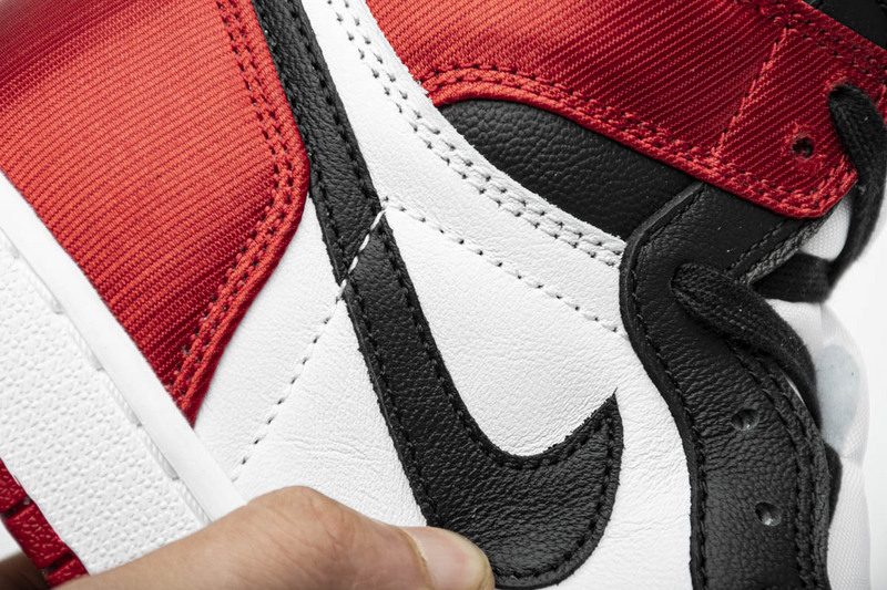 Nike Air Jordan 1 Wmns Retro High Satin Black Toe Cd0461 016 25 - www.kickbulk.co