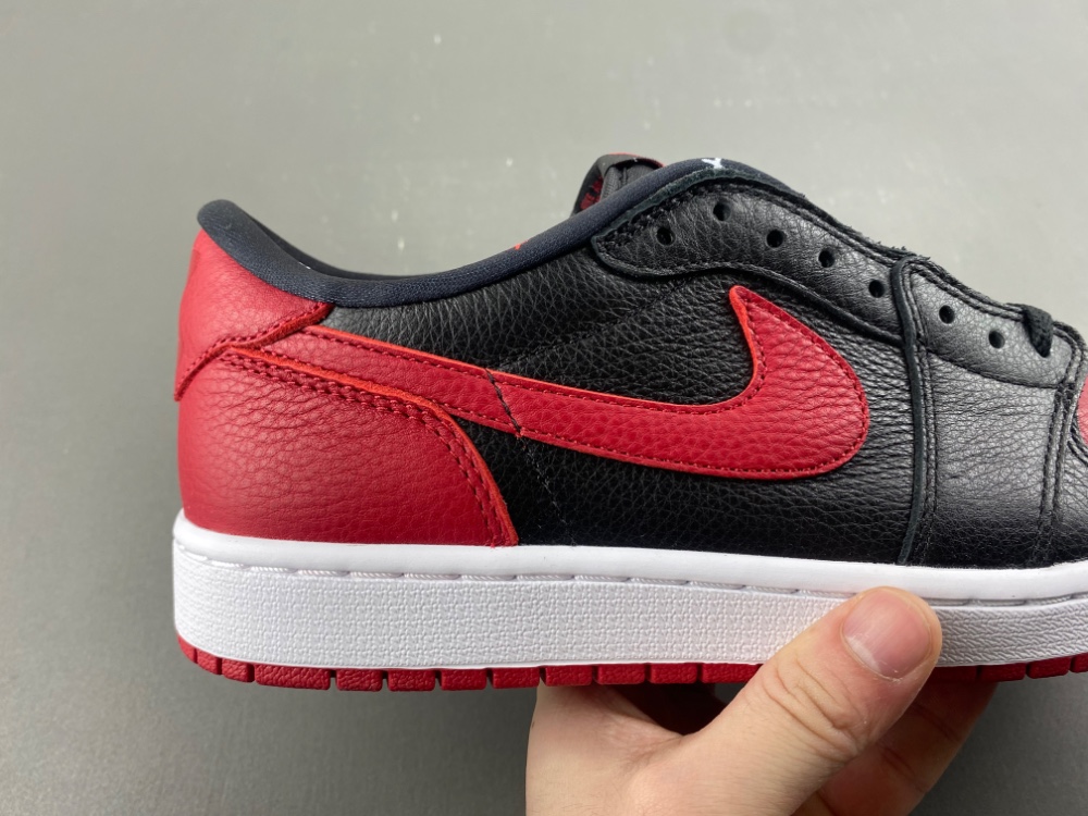 Air Jordan 1 Retro Low Og Banned 2026 Iw6276 001 16 - www.kickbulk.co