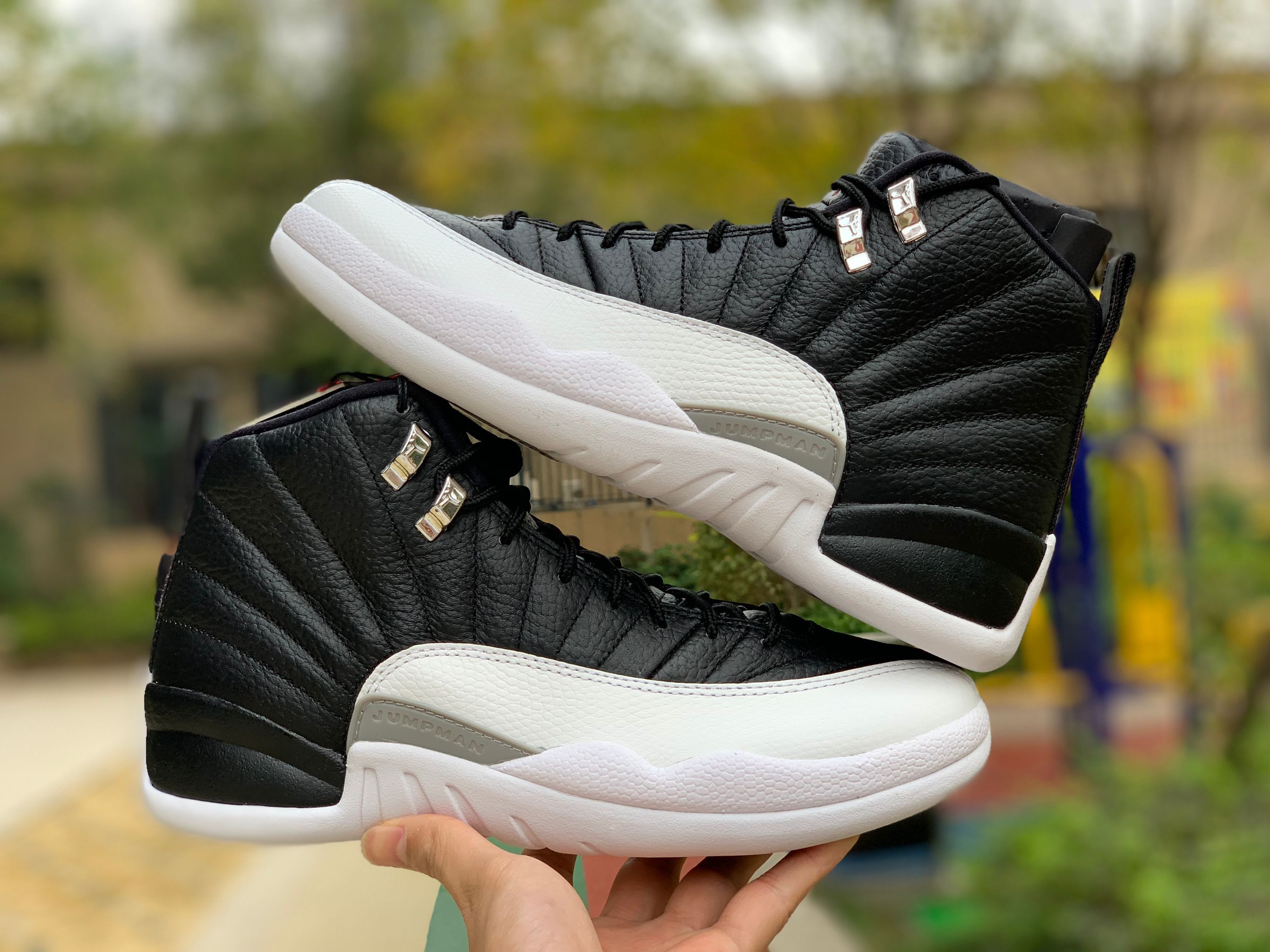 Air Jordan 12 Retro Playoff 130690 001 3 - www.kickbulk.co