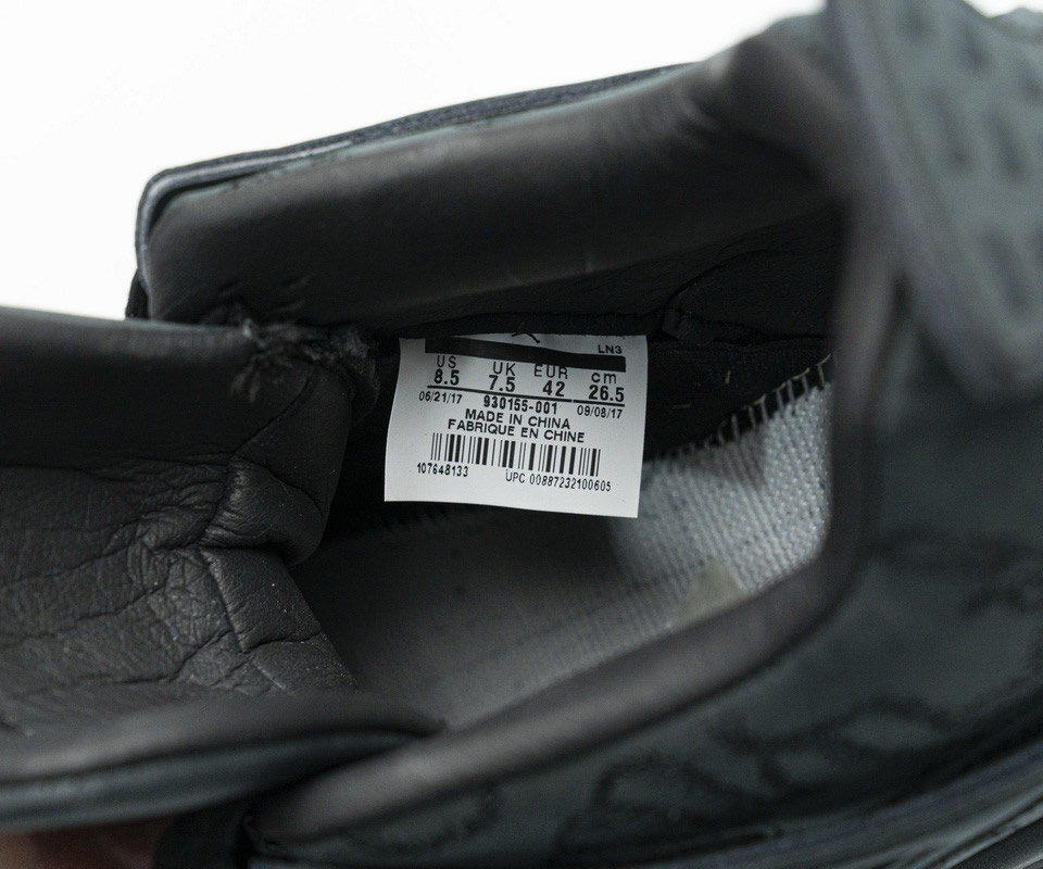 Nike Air Jordan 4 Retro Kaws Black 930155 001 20 - www.kickbulk.co