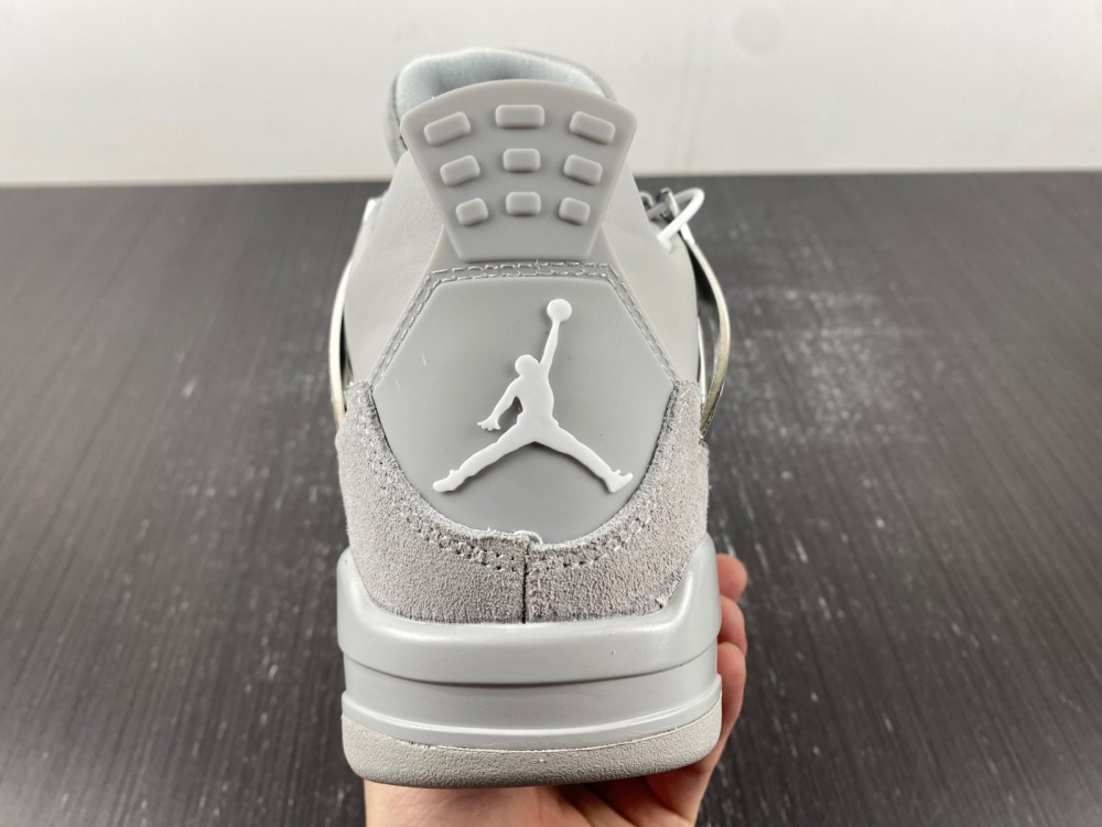 Printed and embroidered Jordan branding Retro Frozen Moments Wmns Aq9129 001 19 - www.kickbulk.co