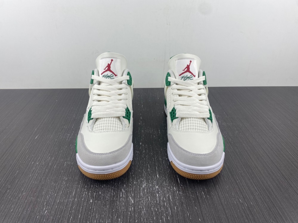 NIKE SB AIR JORDAN 4 RETRO PINE GREEN DR5415 103 9