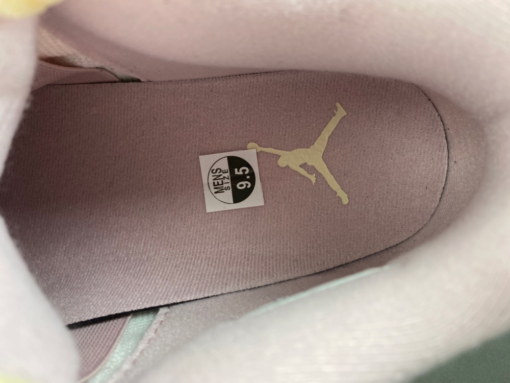 Air Jordan 4 Retro Iced Carmine Wmns Ib6716 600 21 - www.kickbulk.co