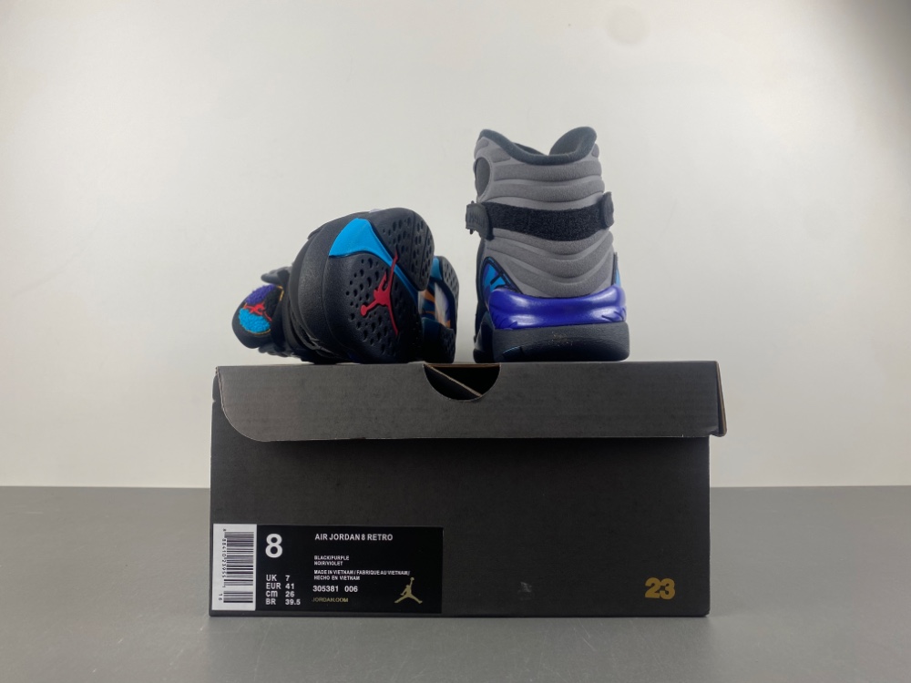 Air Jordan 8 Retro Aqua 2025 305381 006 15 - www.kickbulk.co