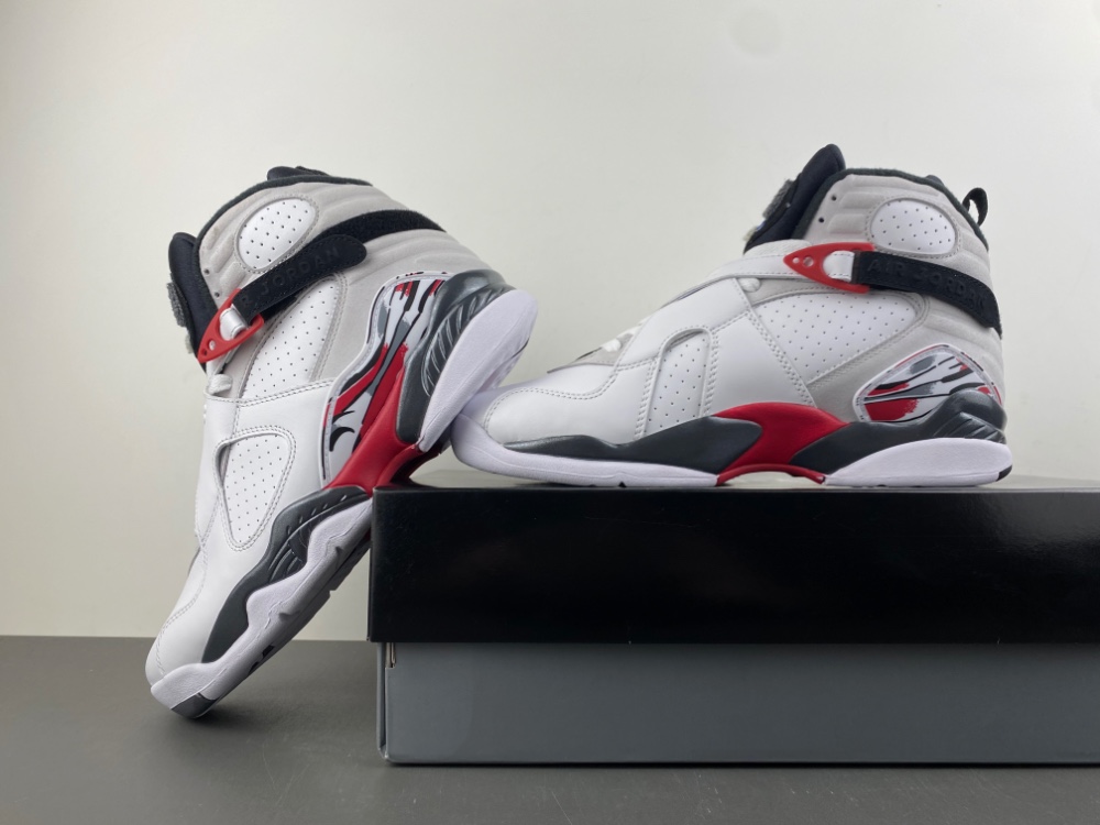 Air Jordan 8 Retro Bugs Bunny 2025 305381 100 11 - www.kickbulk.co