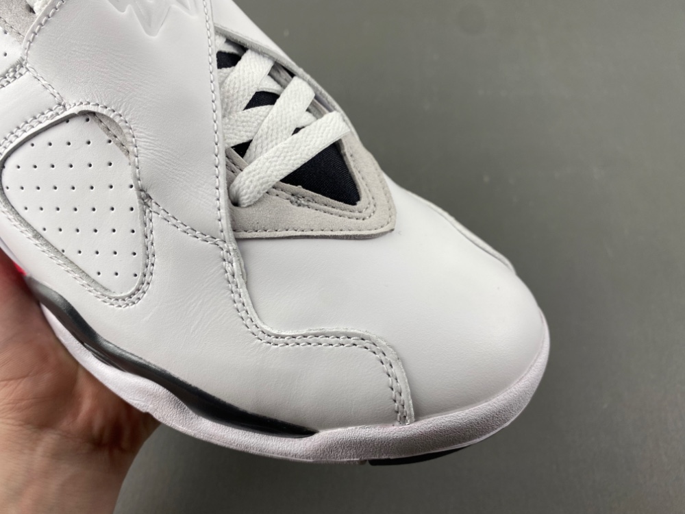 Air Jordan 8 Retro Bugs Bunny 2025 305381 100 17 - www.kickbulk.co