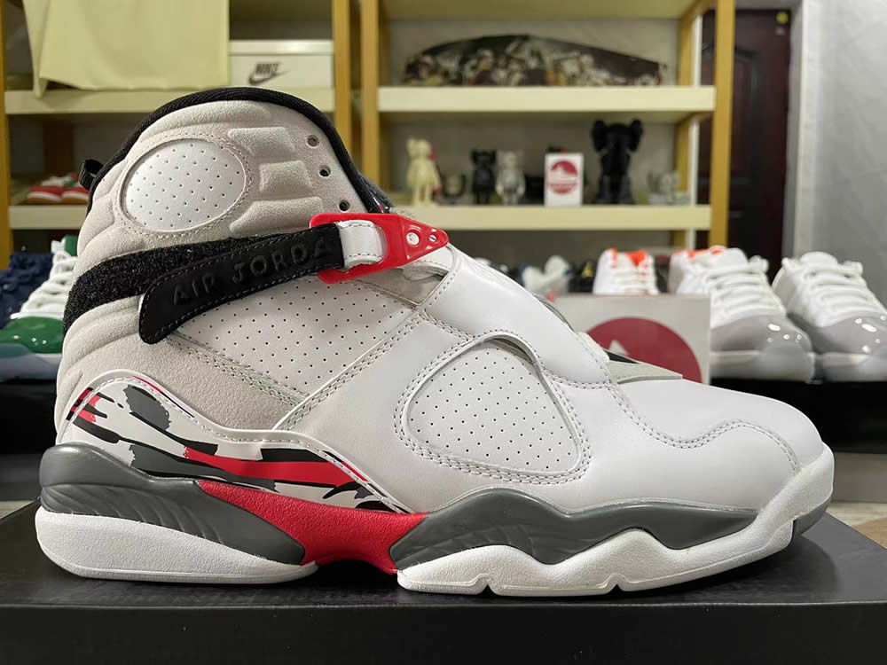 Air Jordan 8 Retro Bugs Bunny 2013 305381 103 5 - www.kickbulk.co