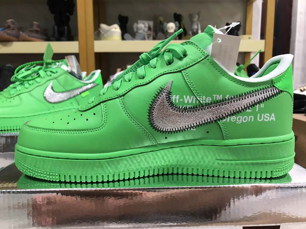 Off-White x Nike Air Force 1 Low Light Green Spark DX1419-300