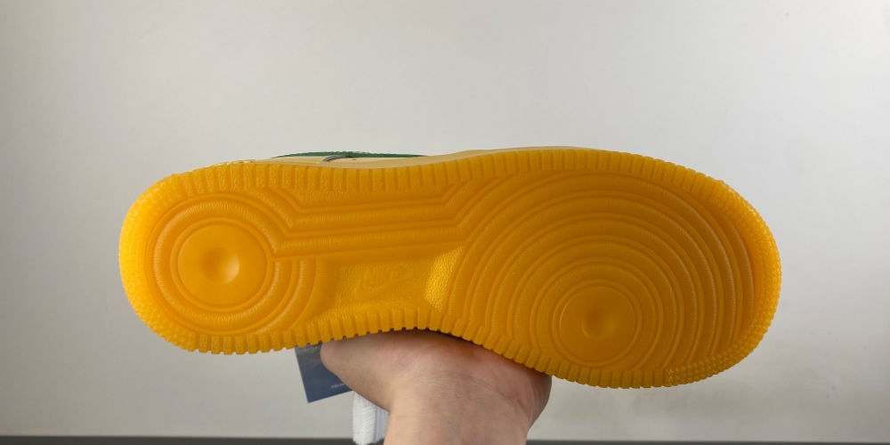 Air Force 1 Low Patent Topaz Gold Pine Green Io4489 700 11 - www.kickbulk.co Air Force 1 Low Patent Topaz Gold Pine Green Io4489 700 11 - www.kickbulk.co