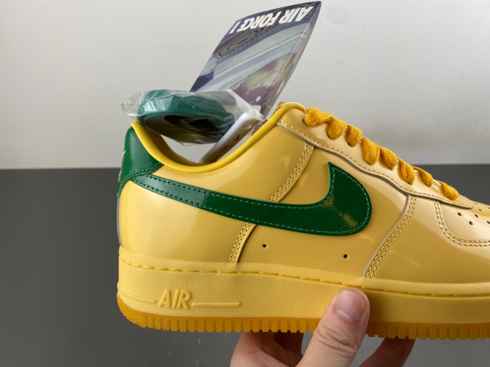 Air Force 1 Low Patent Topaz Gold Pine Green Io4489 700 17 - www.kickbulk.co Air Force 1 Low Patent Topaz Gold Pine Green Io4489 700 17 - www.kickbulk.co