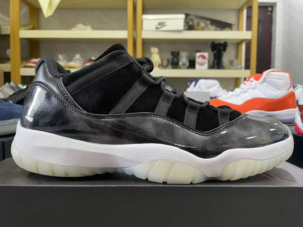 Air Jordan 11 Retro Low Barons 528895 010 5 - www.kickbulk.co