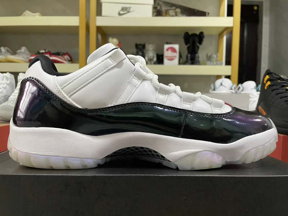 Air Jordan 11 Retro Low Emerald 528895 145 9 - www.kickbulk.co