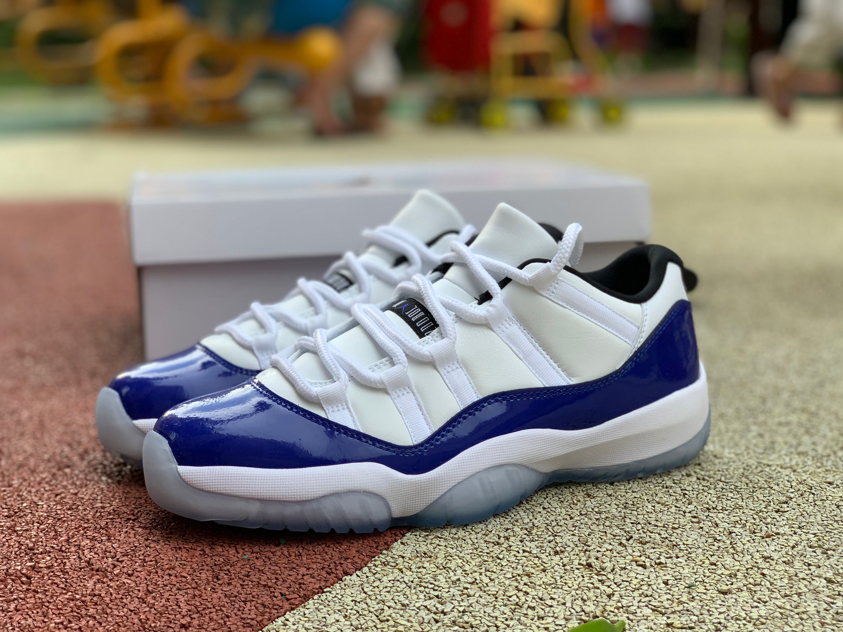 Air Jordan 11 Retro Low Wmns Concord Sketch Ah7860 100 10 - www.kickbulk.co