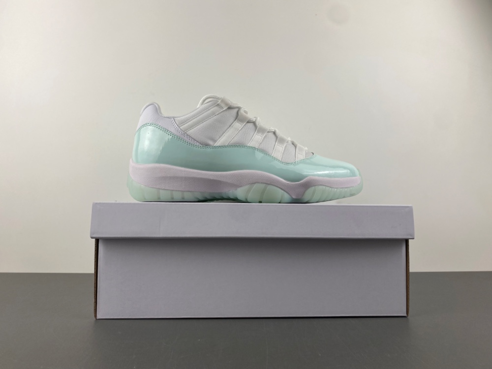 Air Jordan 11 Retro Low Igloo Wmns Ah7860 103 10 - www.kickbulk.co