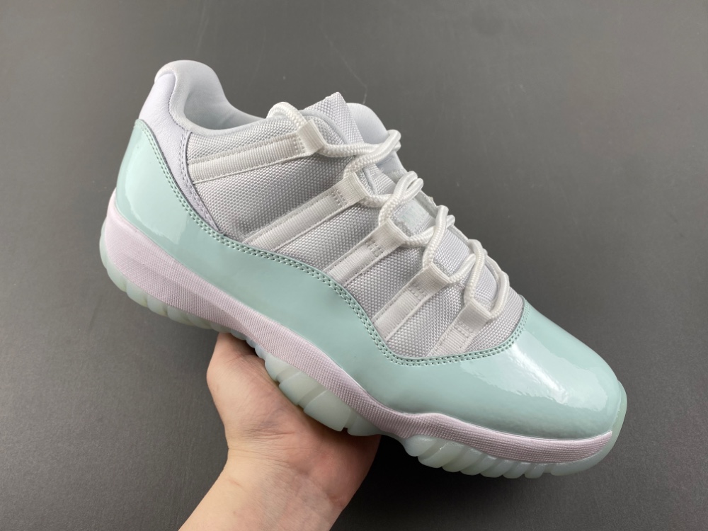 Air Jordan 11 Retro Low Igloo Wmns Ah7860 103 5 - www.kickbulk.co