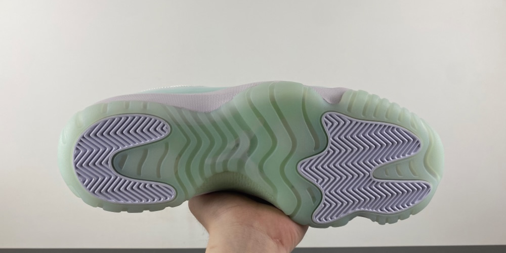 Air Jordan 11 Retro Low Igloo Wmns Ah7860 103 6 - www.kickbulk.co