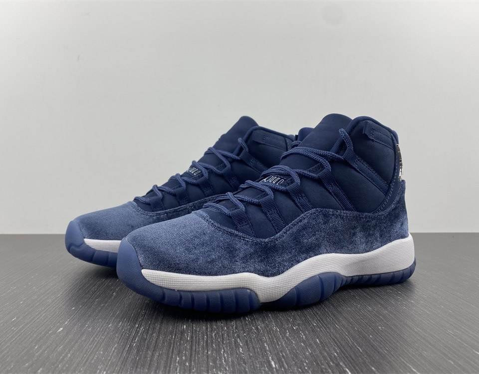 Air Jordan 11 Retro Navy Velvet Wmns Ar0715 441 2 - www.kickbulk.co