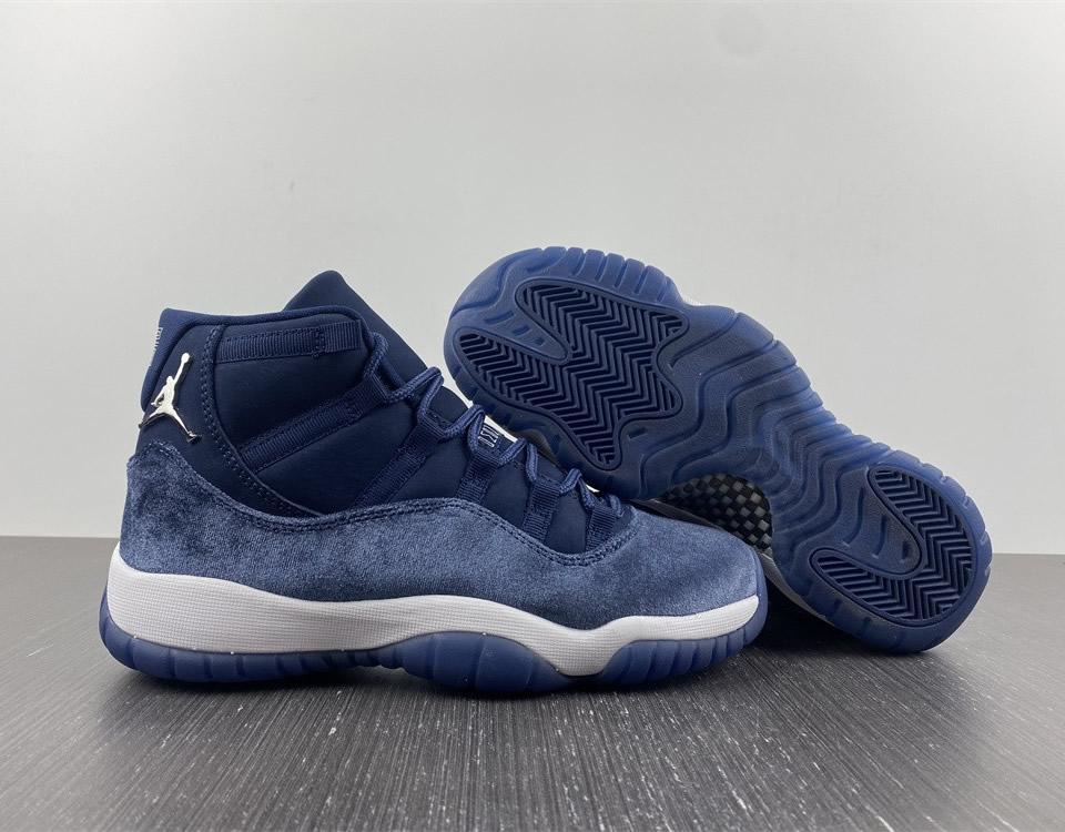 Air Jordan 11 Retro Navy Velvet Wmns Ar0715 441 3 - www.kickbulk.co