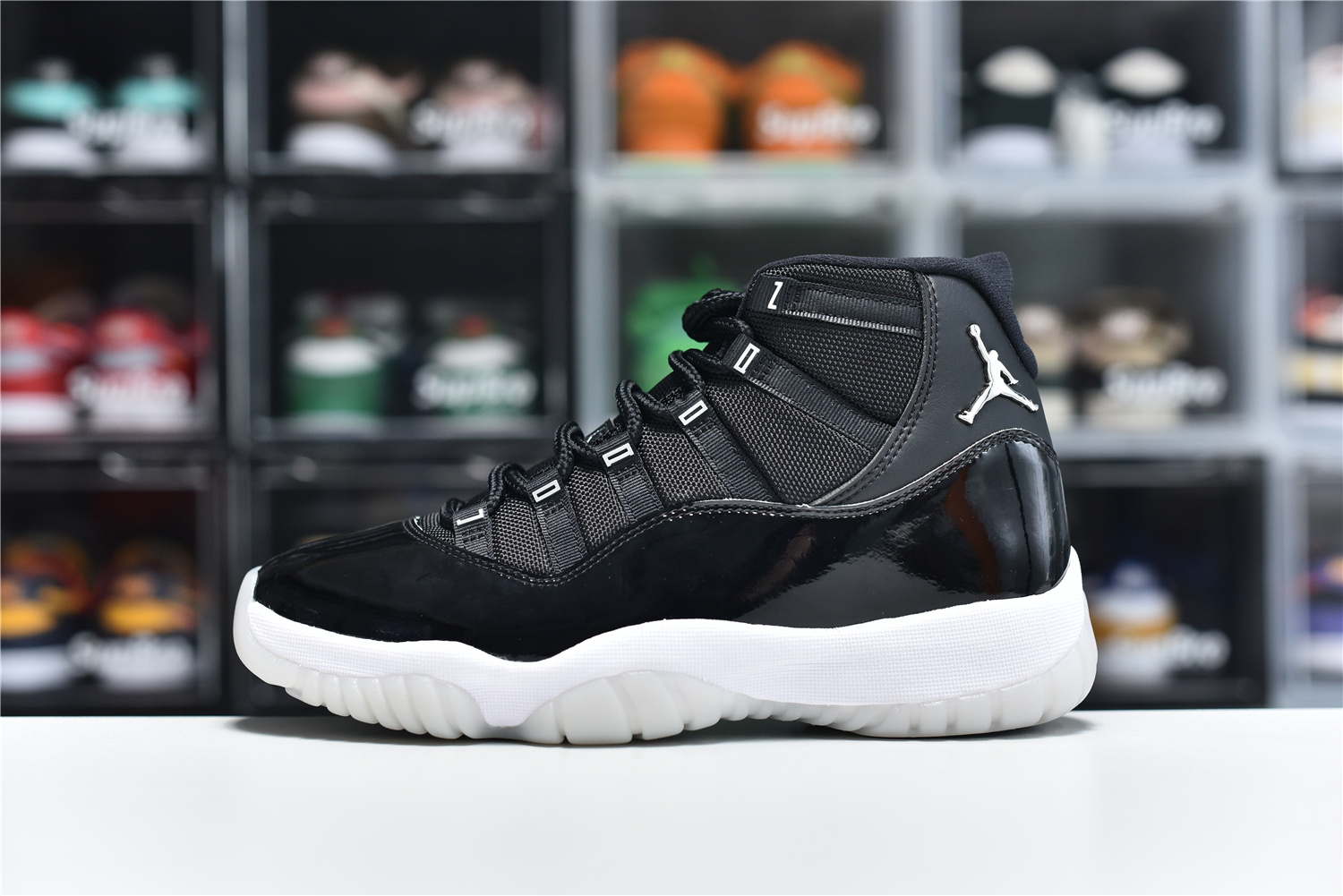 Air Jordan 11 Retro 25th Anniversary Black Metallic Silver Ct8012 011 4 - www.kickbulk.co