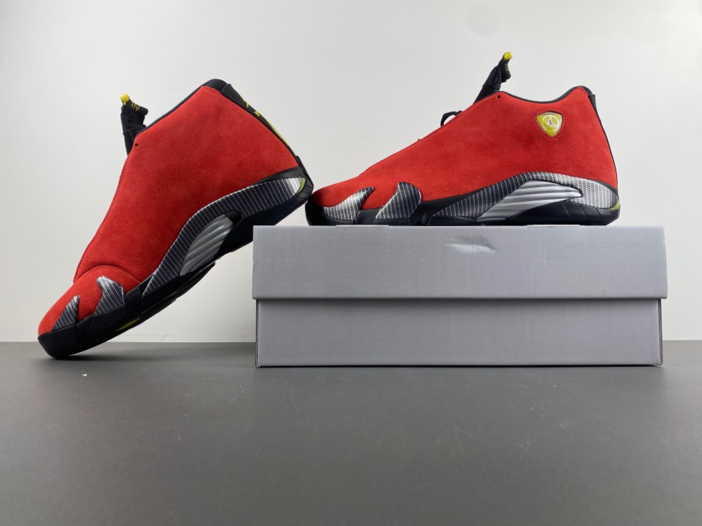 Air Jordan 14 Retro Ferrari 2025 If5015 600 9 - www.kickbulk.co