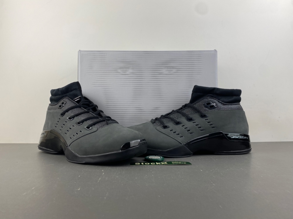 Air Jordan 17 Low Black Pack Iz2638 001 11 - www.kickbulk.co