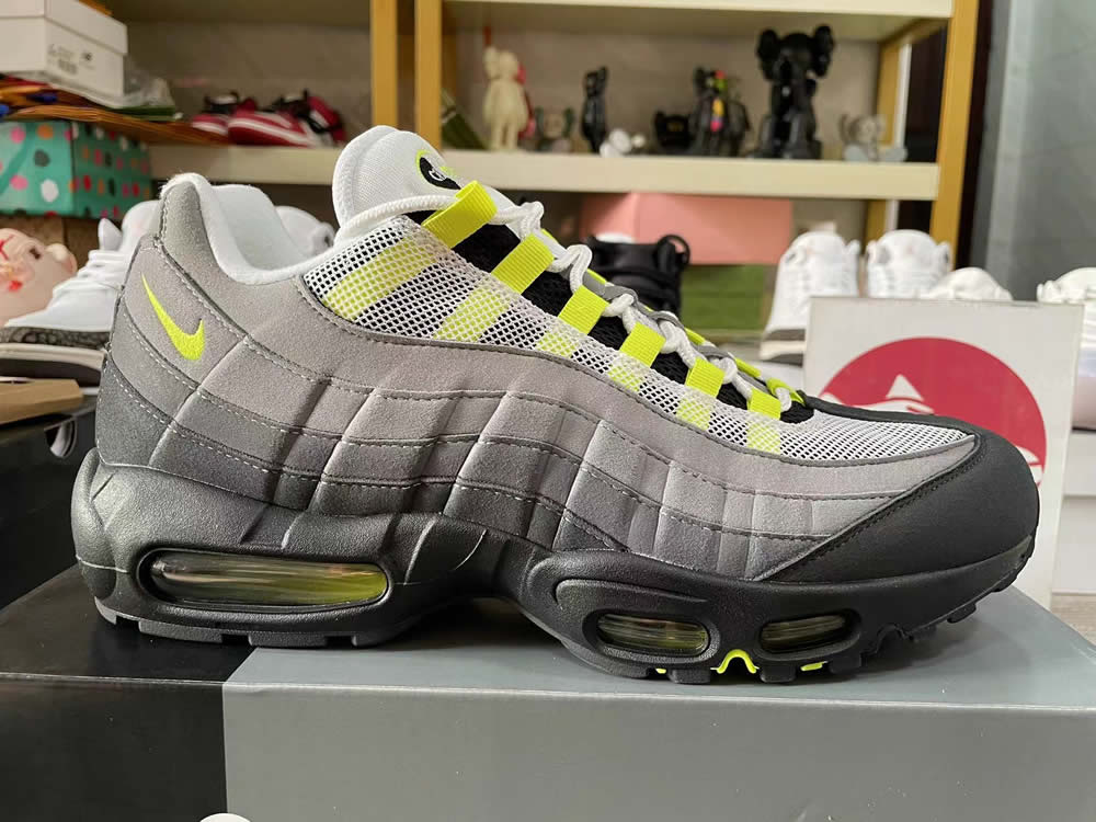Air Max 95 Og Neon 2020 Ct1689 001 10 - www.kickbulk.co