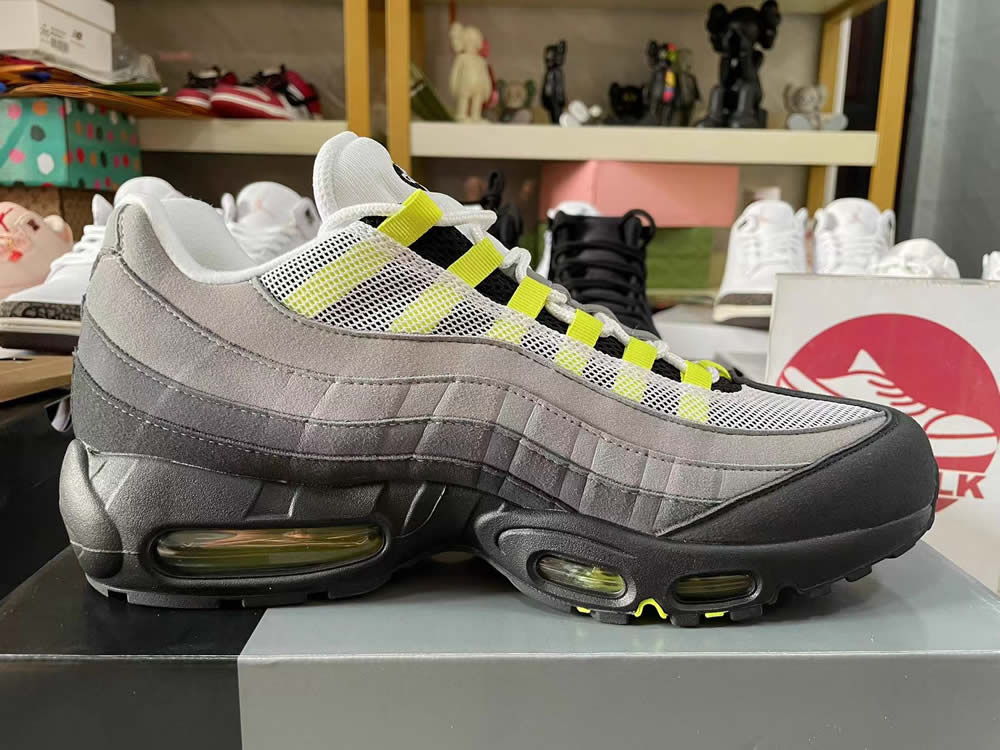 Air Max 95 Og Neon 2020 Ct1689 001 13 - www.kickbulk.co