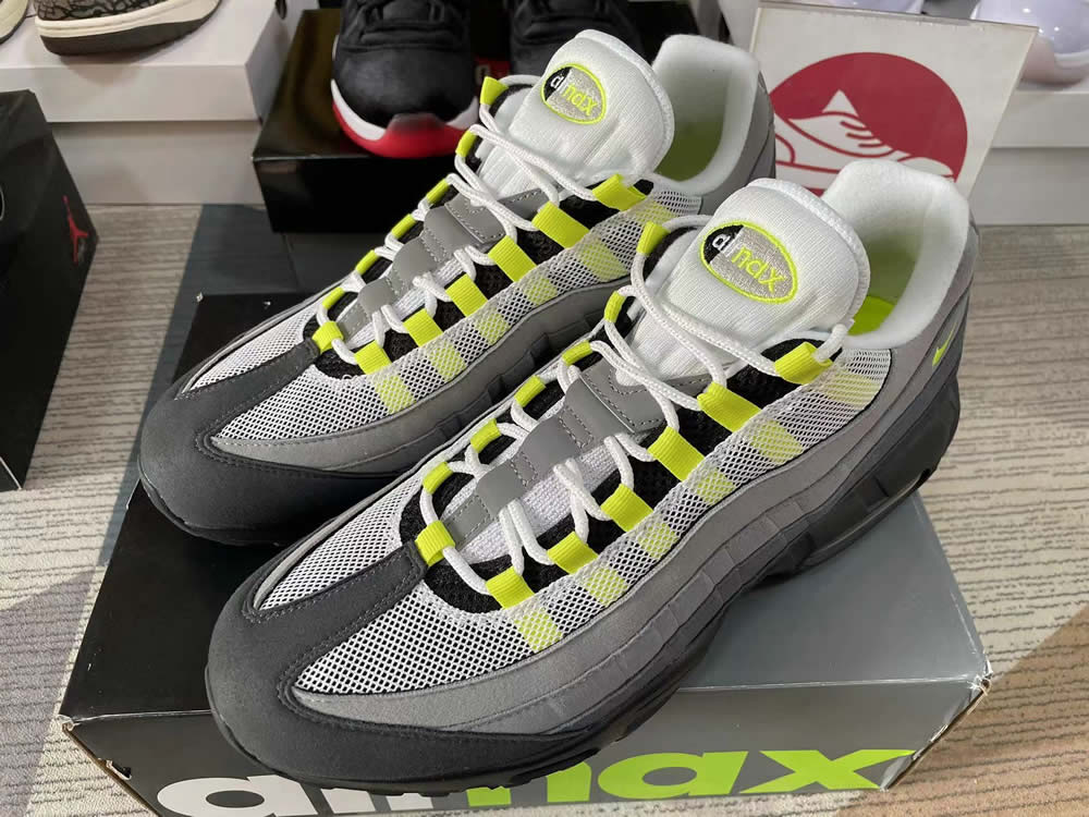 Air Max 95 Og Neon 2020 Ct1689 001 7 - www.kickbulk.co