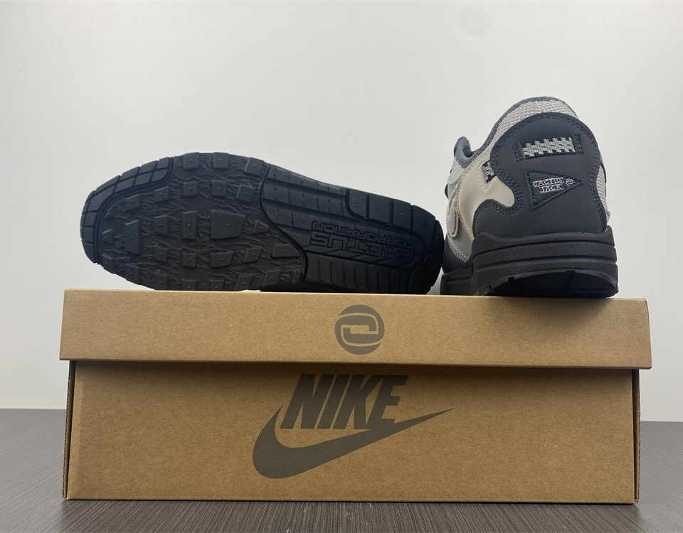 Travis Scott Nike Air Max 1 Dusty Sage Do9392 001 7 - www.kickbulk.co