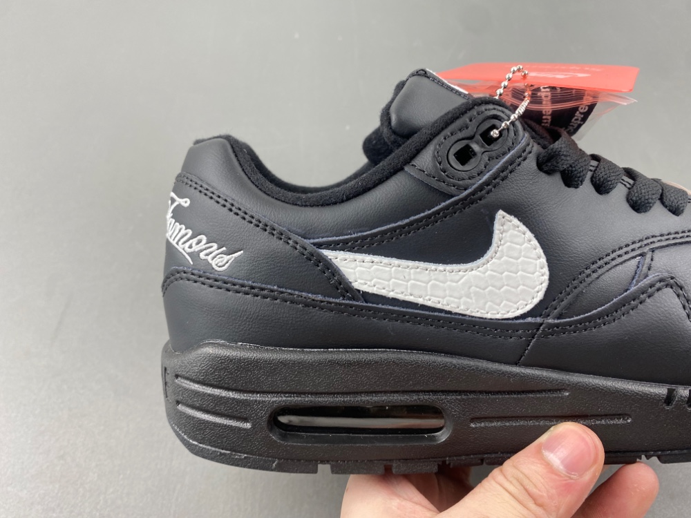 Supreme Air Max 1 87 Sp Black White Hf8813 001 11 - www.kickbulk.co