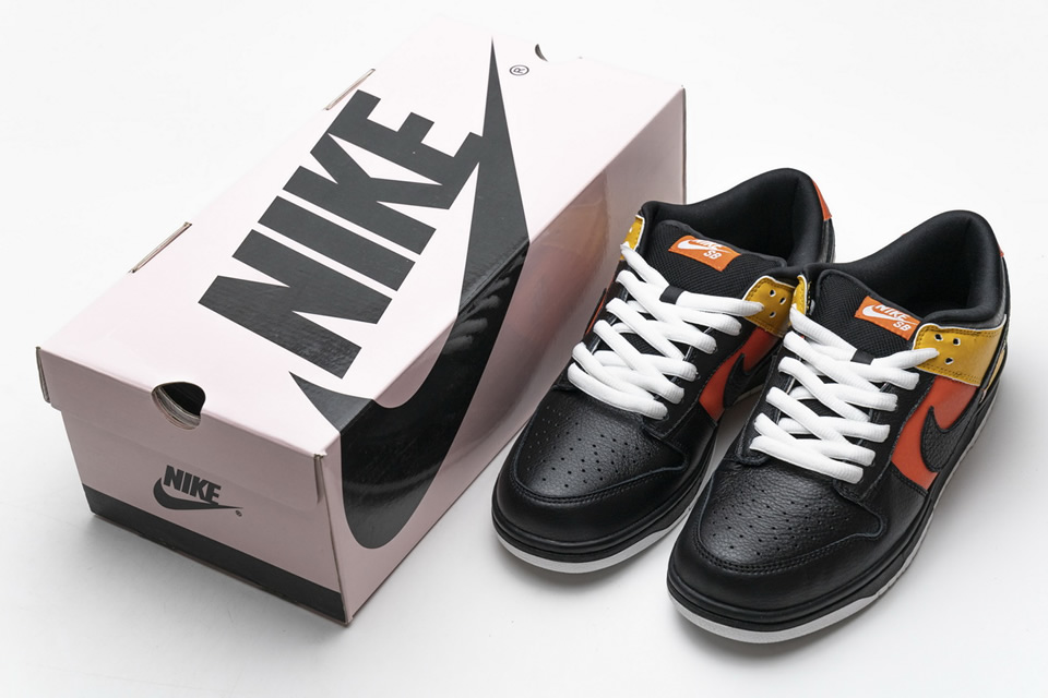 Nike Dunk Sb Low Raygun 304292 803 4 - www.kickbulk.co