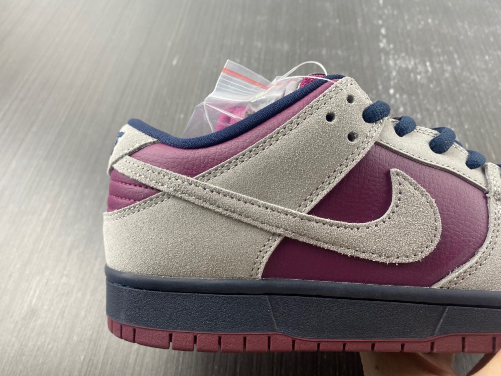 Nike Dunk Low Sb True Berry Bq6817 001 17 - www.kickbulk.co