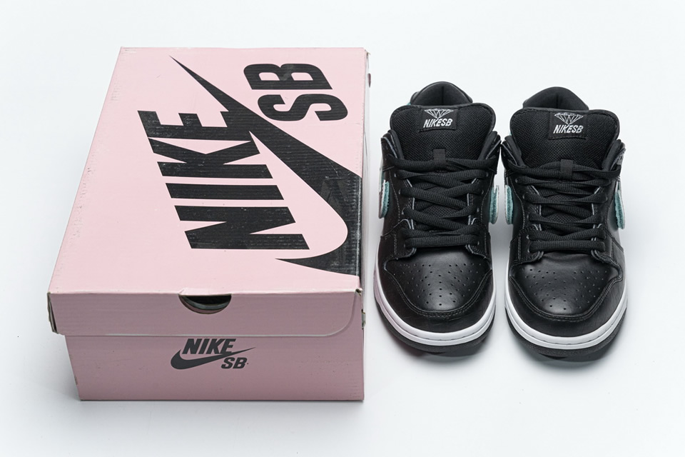 Nike Sb Dunk Low Pro Og Qs Black Diamond Bv1310 001 3 - www.kickbulk.co