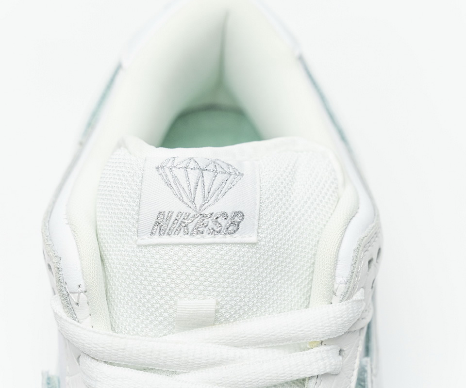 Nike Sb Dunk Low Pro Og Qs Diamond Supply White Bv1310 100 10 - www.kickbulk.co