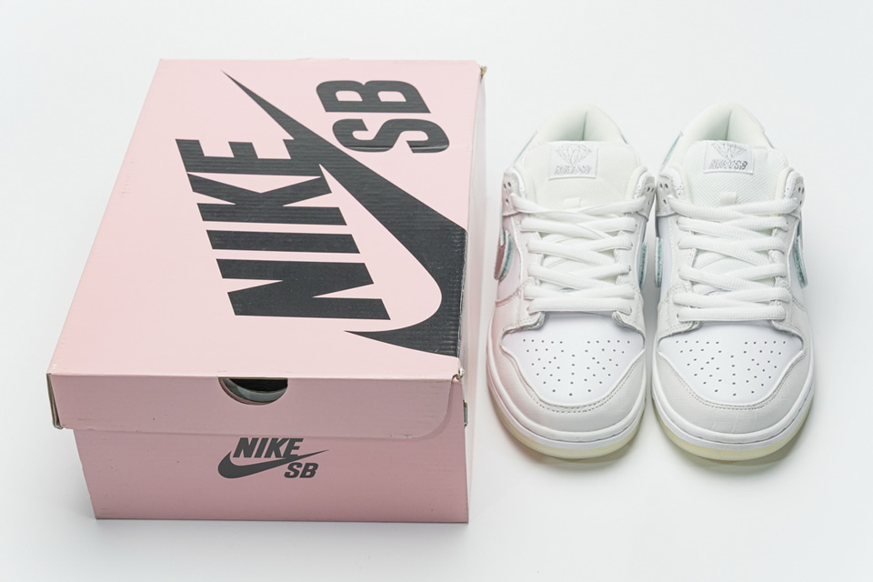 Nike Sb Dunk Low Pro Og Qs Diamond Supply White Bv1310 100 4 - www.kickbulk.co