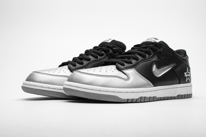 Supreme Nike Dunk Sb Low Og Metallic Silver Ck3480 001 2 - www.kickbulk.co