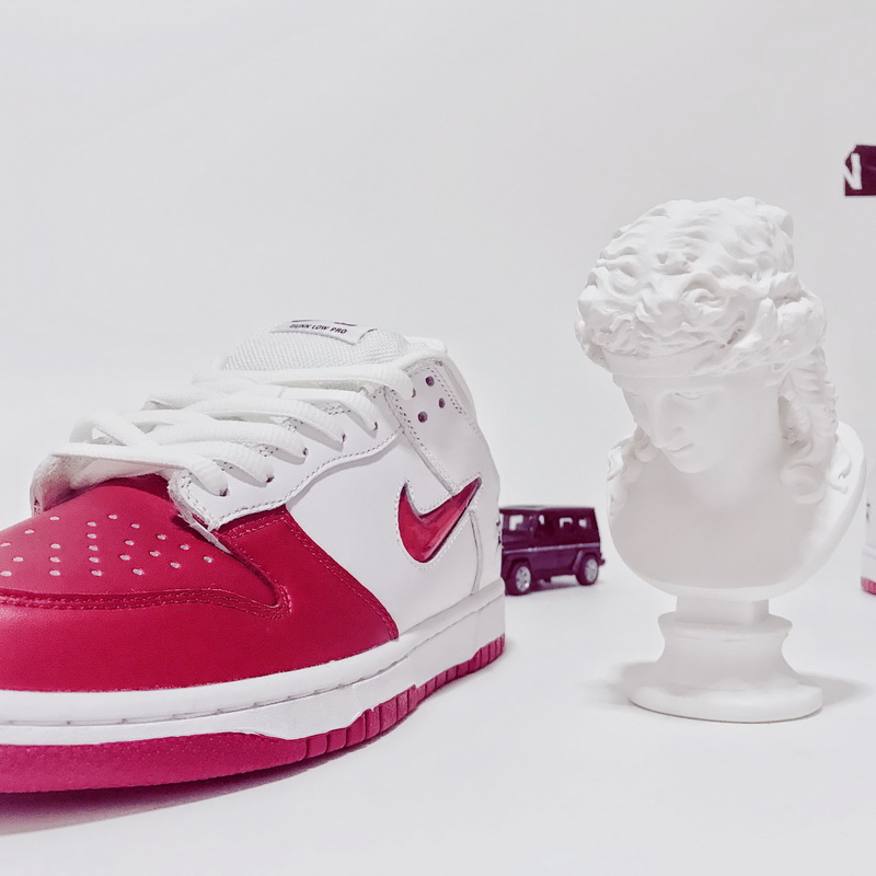 Supreme X Nike Sb Dunk Low Red White Ck3480 600 6 - www.kickbulk.co