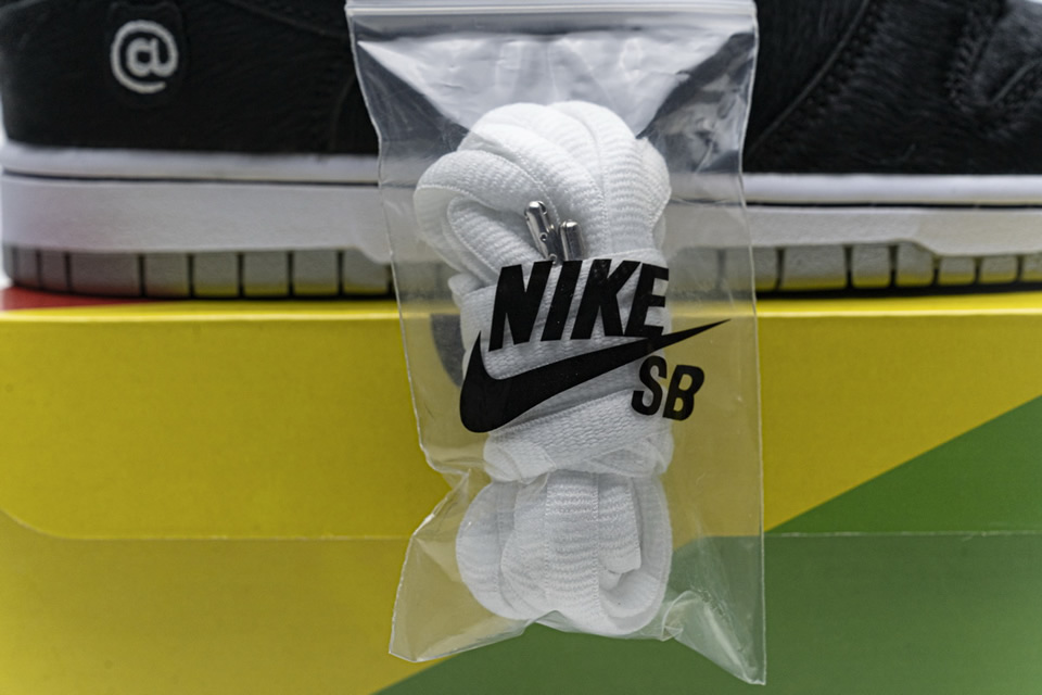 Medicom,nike,sb,dunk,low,be@rbrick,cz5127 001 18 - www.kickbulk.co