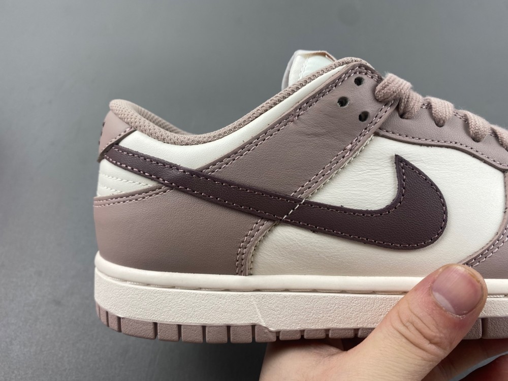 NIKE DUNK LOW DIFFUSED TAUPE WMNS DD1503 125 17