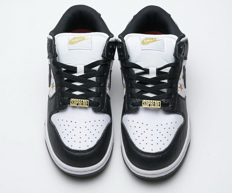 Supreme Nike Sb Dunk Low Black Stars Dh3228 102 2 - www.kickbulk.co